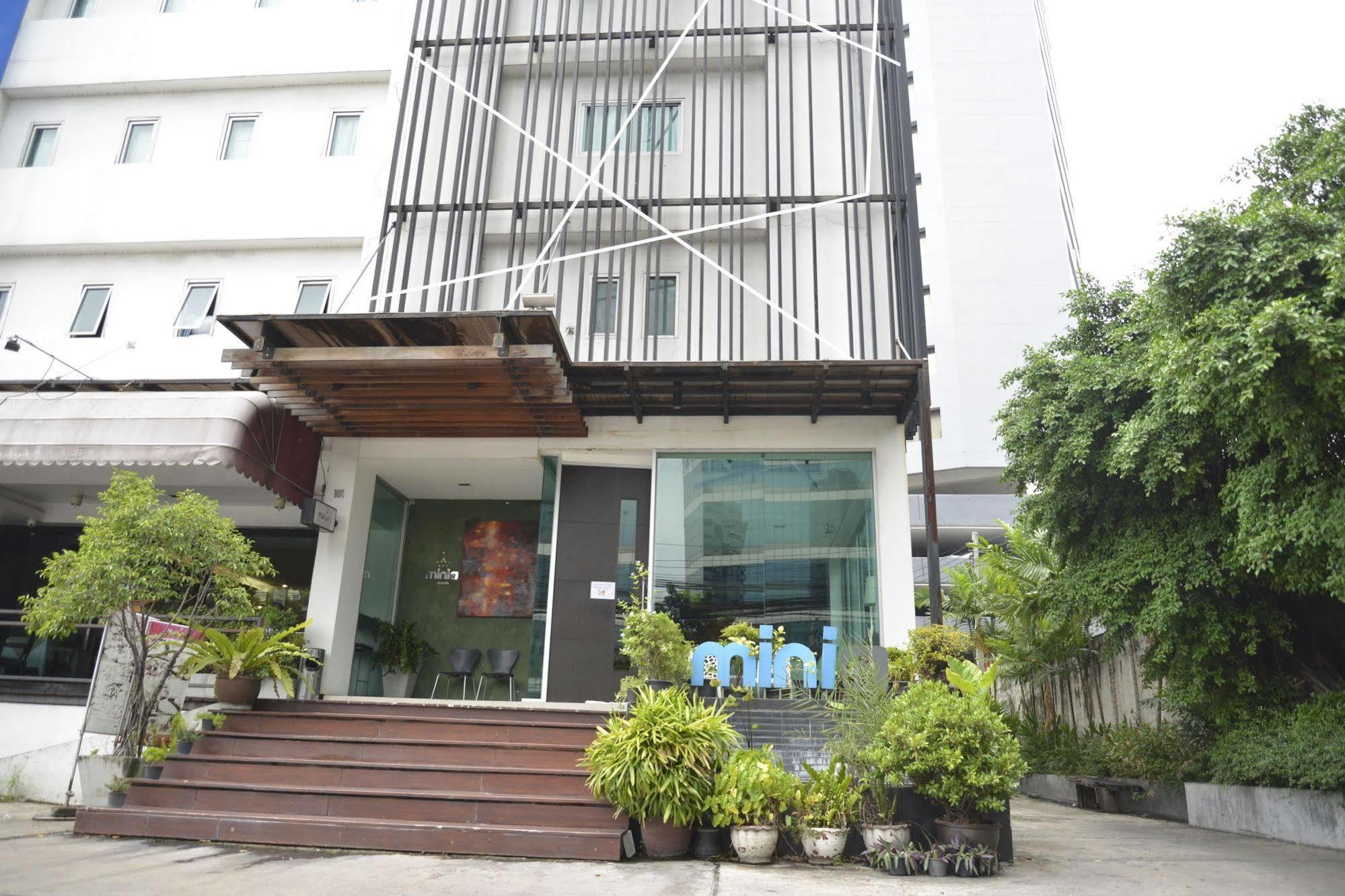Hotel The Mini R Ratchada Bangkok Exterior foto